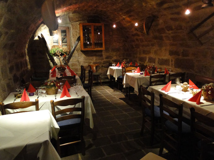 Essen im Wengert 1